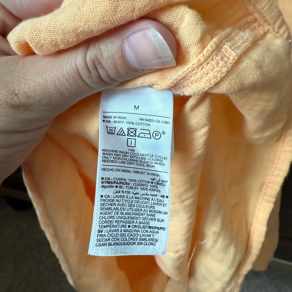 Old Navy Oange Puff Sleeved mini dress with pockets - Picture 6 of 6
